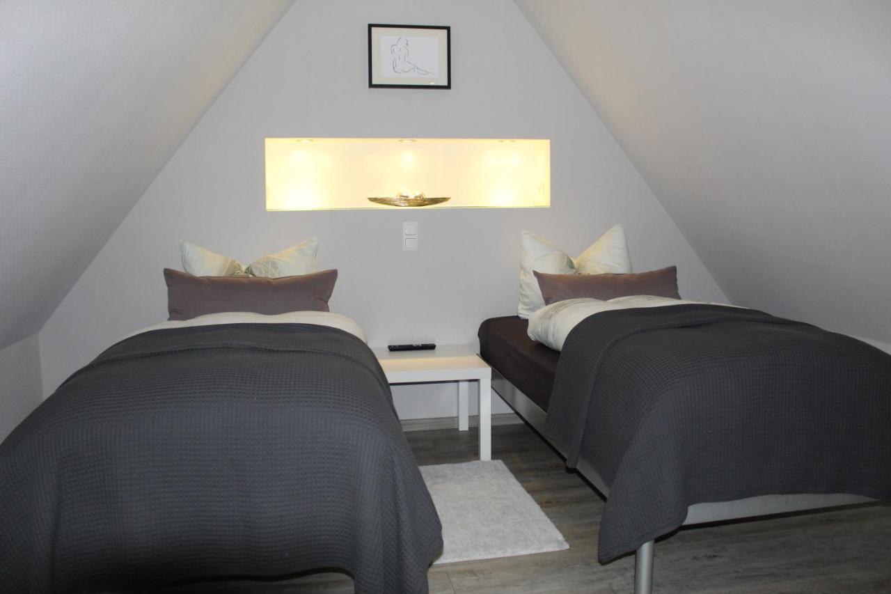 Kleines Zuhause Apartment Магдебург Екстериор снимка