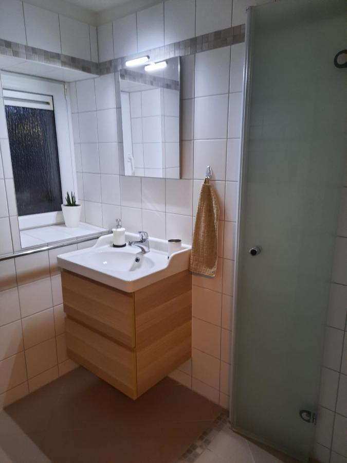 Kleines Zuhause Apartment Магдебург Екстериор снимка