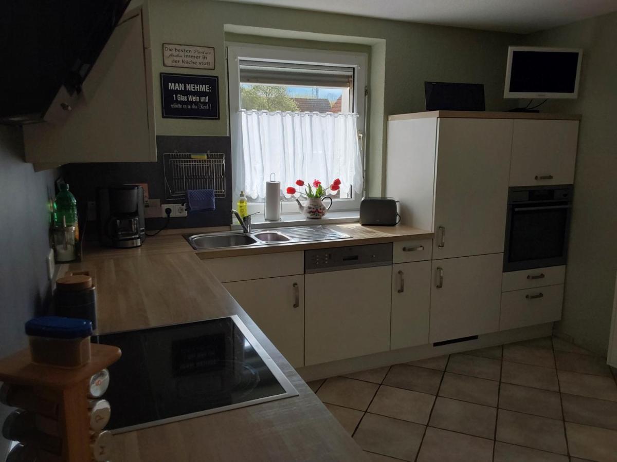 Kleines Zuhause Apartment Магдебург Екстериор снимка