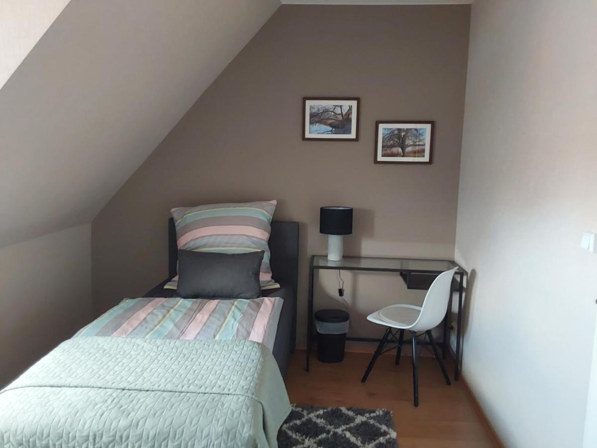Kleines Zuhause Apartment Магдебург Екстериор снимка