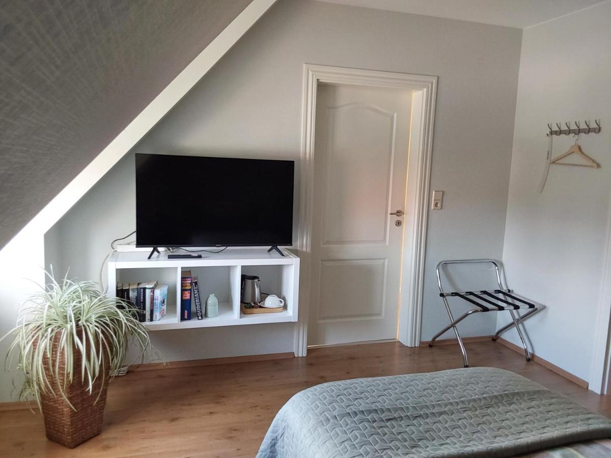 Kleines Zuhause Apartment Магдебург Екстериор снимка