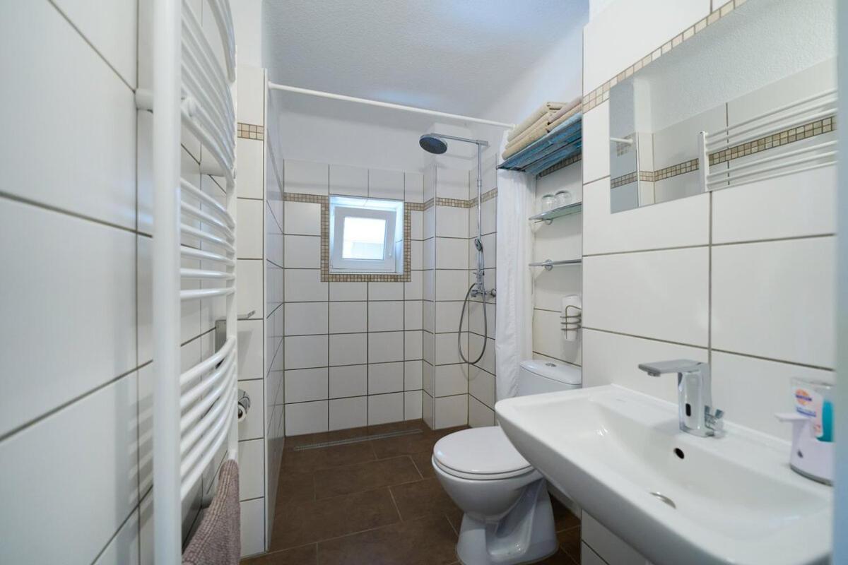 Kleines Zuhause Apartment Магдебург Екстериор снимка